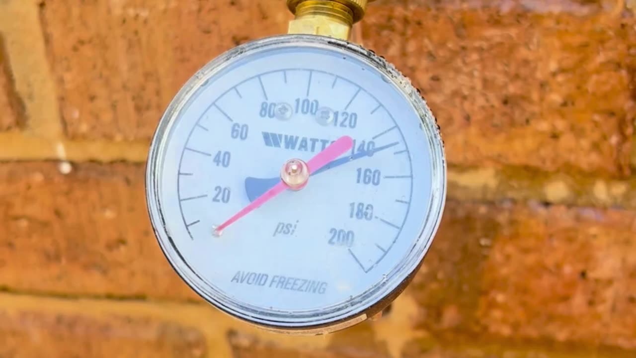 Insane Water Pressure in This Decatur Home! 💦 #waterpressure #decatur
