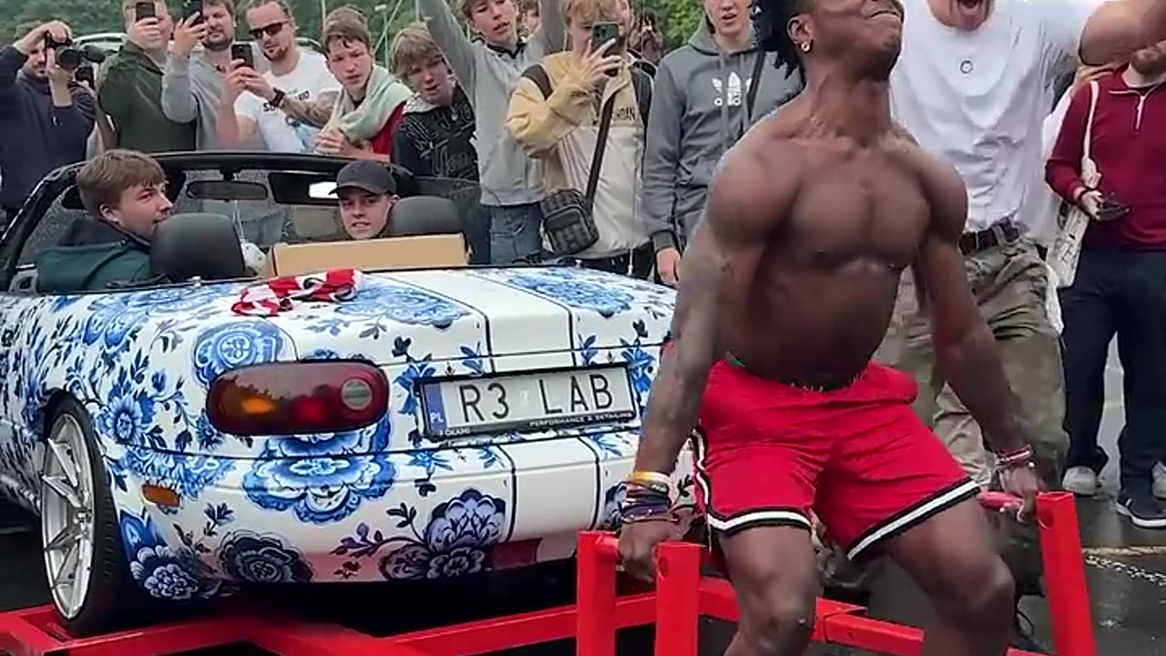 IShowSpeed LIFTED A CAR?! 😱💪🏽 | You Won’t Believe This Strength! ⸻