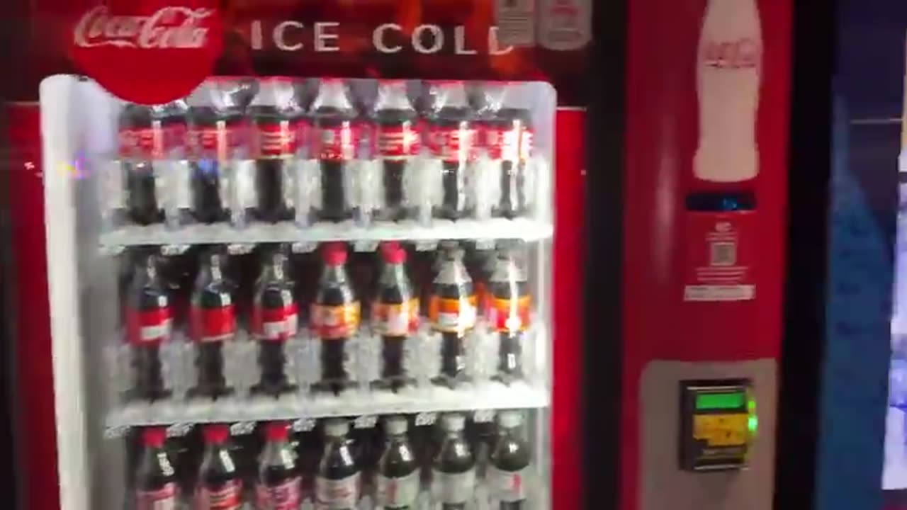 Poison ''food'' at the airports