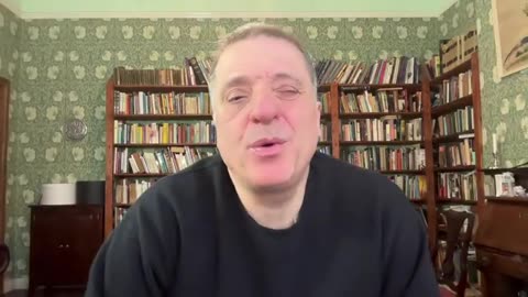 US Russia Clash; US Seizes Tanker; Moscow Sends Submarine; US NO Support UK/EU Troops Ukraine Plan