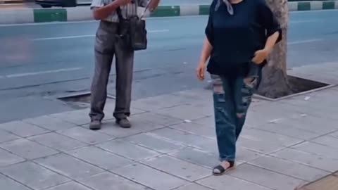!کار زیبای این دختر رو ببینید