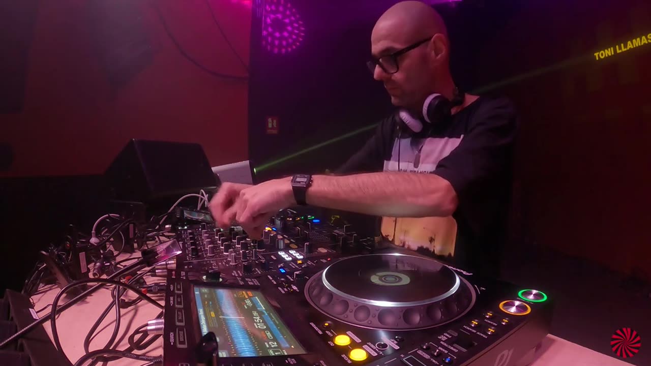 TONI LAMAS - Set Social HOUSE