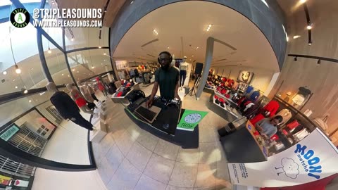 Live from Lululemon – two full hours of throwbacks, remixes, R&B and billboard hits!