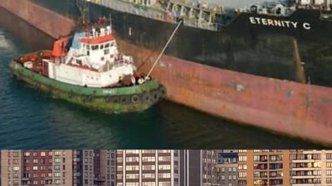 🚢 Red Sea Crisis Deepens: 4 Seafarers Killed as Ships Attacked! 💥🌊