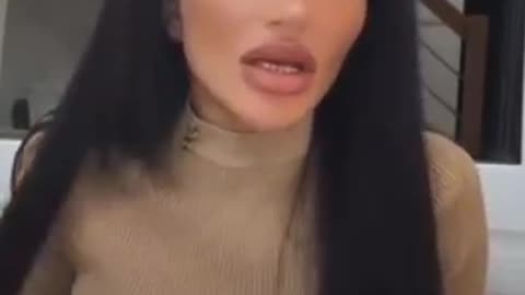 Nona Yan Ostro o Swoim Stalkerze