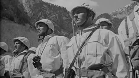 GEN OF THE ARMY DWI... - GEN OF THE ARMY DWIGHT D EISENHOWER INSPECTS ITALIAN MOUNTAI - 111-adc-8806