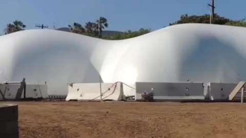 The bubble house of 5500 ft² that can be completed in a single day