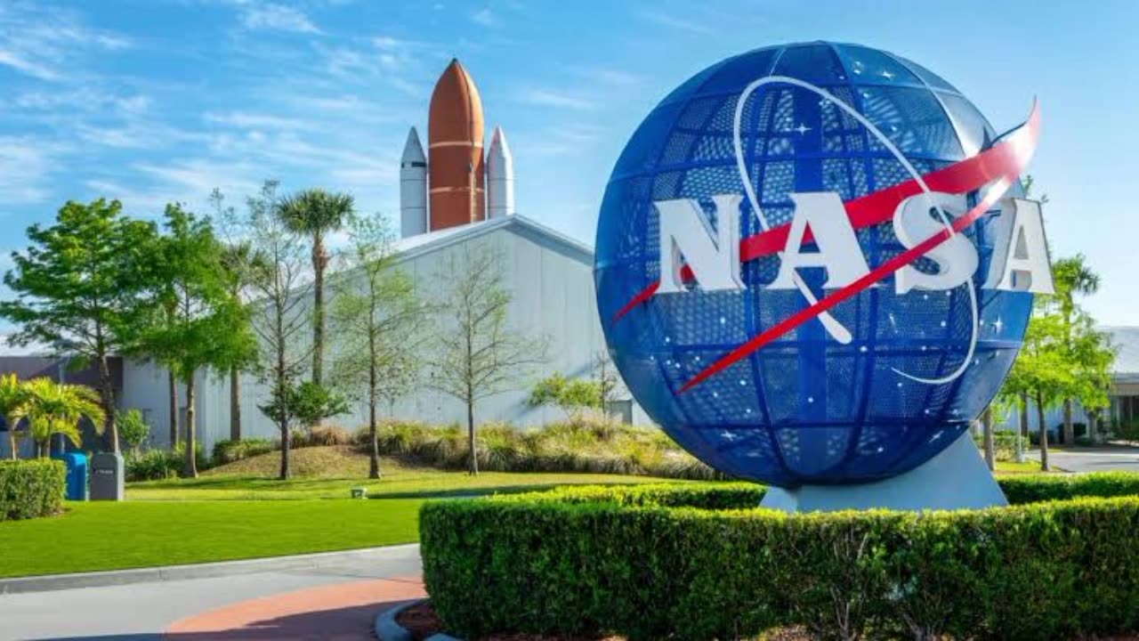 Nasa bans Chinese nationals from working on its space programmes