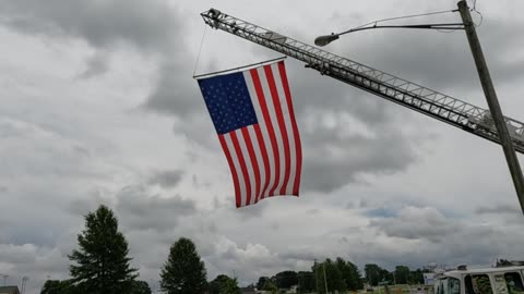 HUGE AMERICAN FLAG!