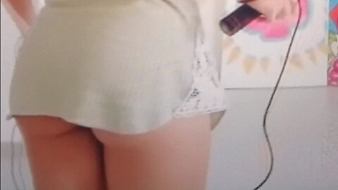 Streamer girl tease