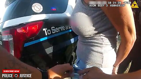 Florida Woman Arrested After Bike Rack Traffic Stop 🚔 | Resists Police & Demands Sergeant