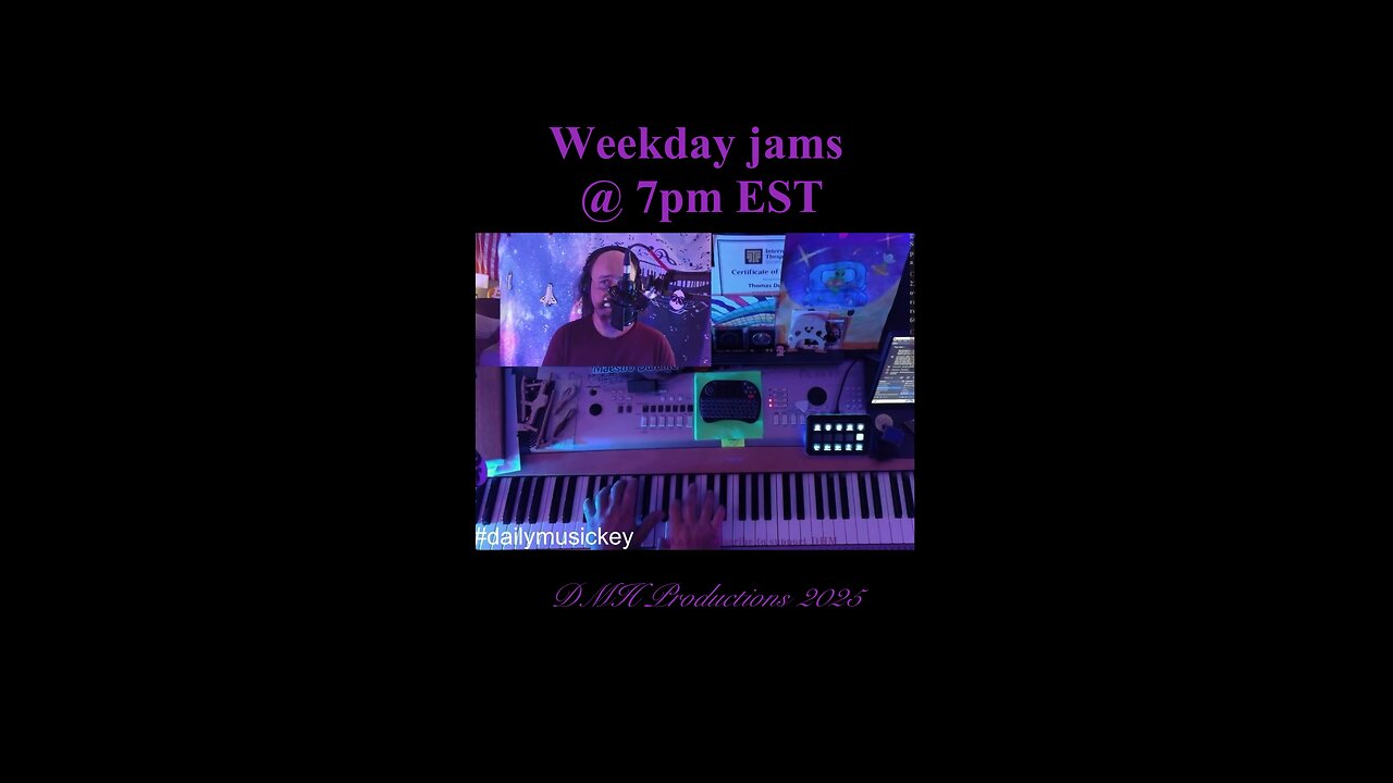 I’m just jamming #shorts #live music #dailymusickey