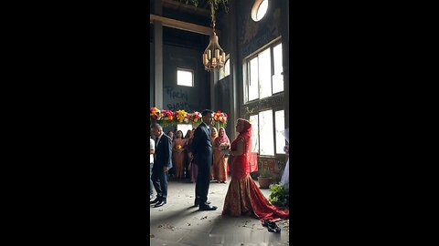 "Not afraid of marriage, afraid of being poor"