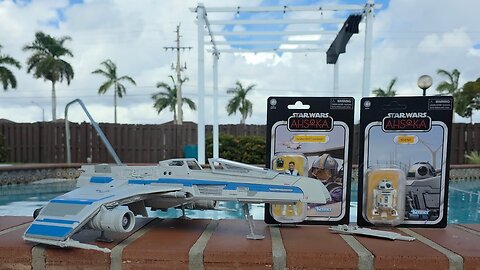 E-Wing with Lt. Callahan & KE4-N4 Astromech 3.75" Vintage Collection Hasbro