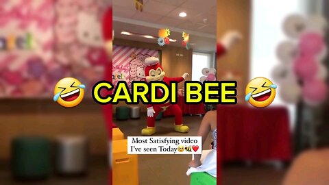 🤣 CARDI BEE 🤣