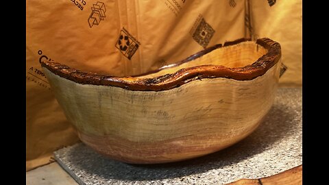 LARGE LIVE EDGE CEDAR BOWL