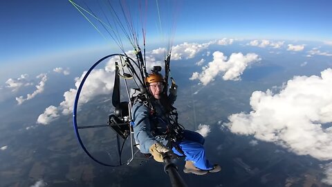 Flying To 17,500 Feet on my Paramotor!