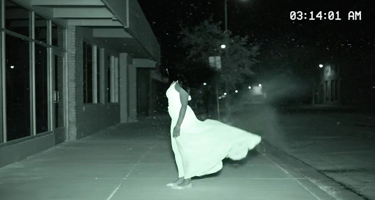 CAUGHT ON CAMERA: Unexplained Poltergeist Activity in Empty Room