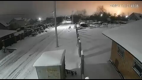 — 🇷🇺/🇺🇦 Alleged footage of an Oreshnik IRBM strike in the Lvov region