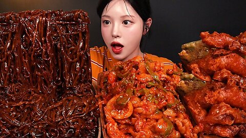 Jjajang Ramen with Spicy Chicken Feet & Fried Chicken Feet Mukbang ASMR