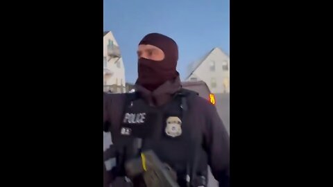 ICE AGENTS ARE TELLING PROTESTERS THEY ARE NOW OFFICIALLY CONSIDERED TERRORISTS