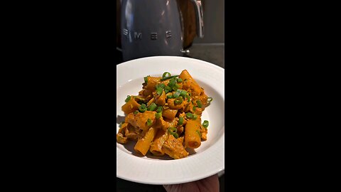 💪This Protein Pasta Will Change Your Life. 🍝 (460 Cal, 46g Protein) ⬇️ #mealprep,#Eat#Proteinpasta