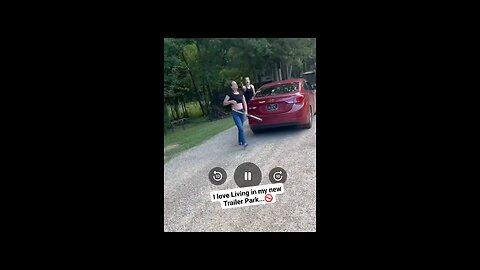Trailer Park Families Gets Into A Heated Altercation In Their Neighborhood