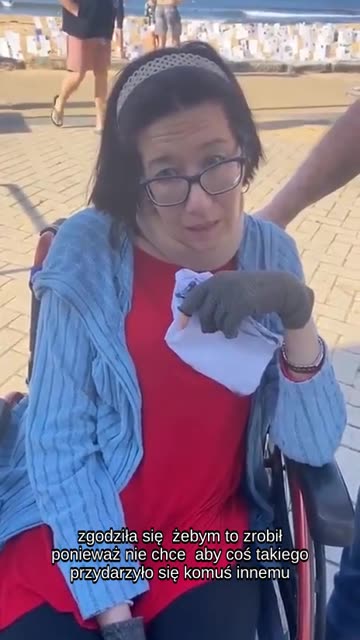 Ta kobieta miała 5 zastrzyków z COVID-em. Ucierpiała neurologicznie. Oczywiście nadal zaraziła się COVID-em.