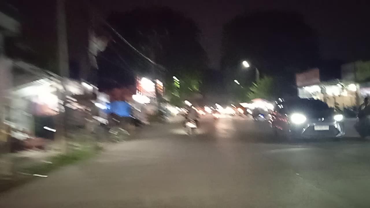 City Night Walk Part 11 | Exploring Quiet Corners & City Lights