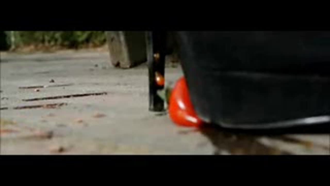 Slow Motion Tomato Crush 1