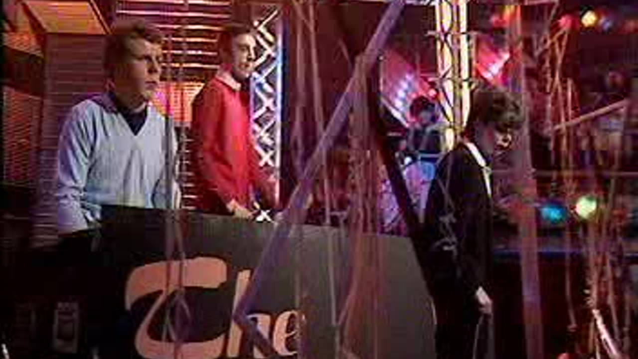 Style Council - Speak Like A Child = TOTP 1983