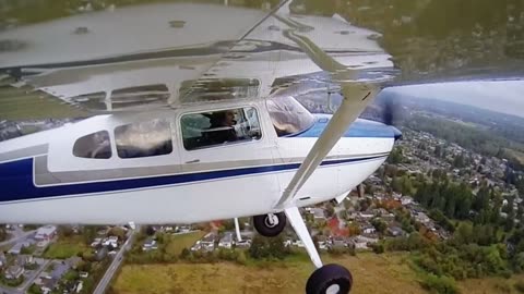 Cessna 185-Taxi,Line Up & Take Off
