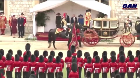 91725 - Terry Reports - President Trump Arrives in England