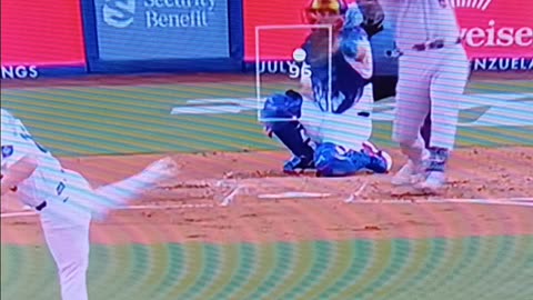 Walker continues to terrorize the dodgers