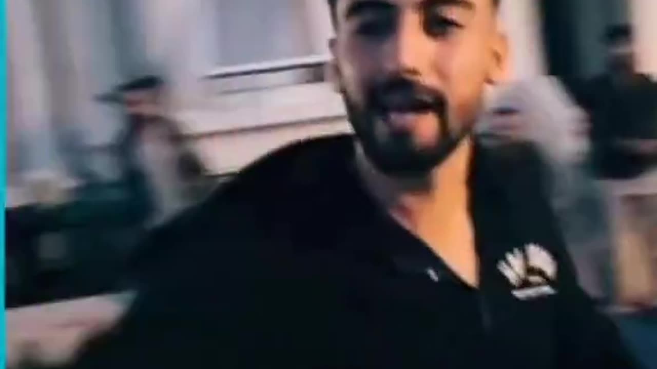 Migrant threatens r a p e