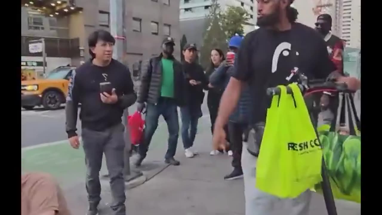 Black helps black criminal escape