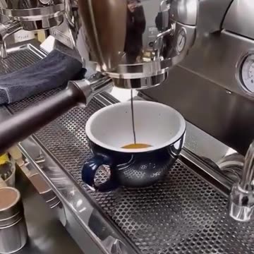 How to make Cafe mocha Coffee recipes Easy coffee recipes Coffee recipes