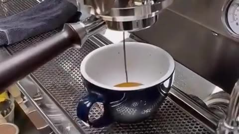 How to make Cafe mocha Coffee recipes Easy coffee recipes Coffee recipes