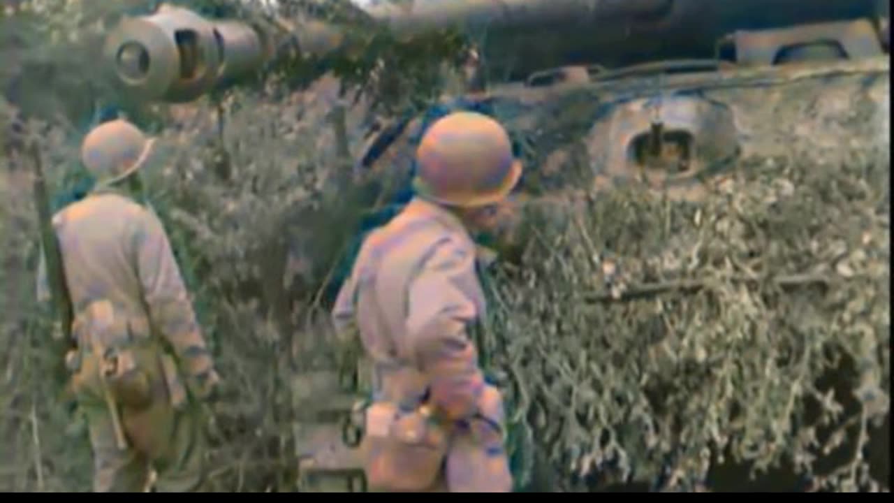 WWII Panther tank left in Sainteny 🛠️ Abandoned on battlefield July 1944 🌾 #Colourized