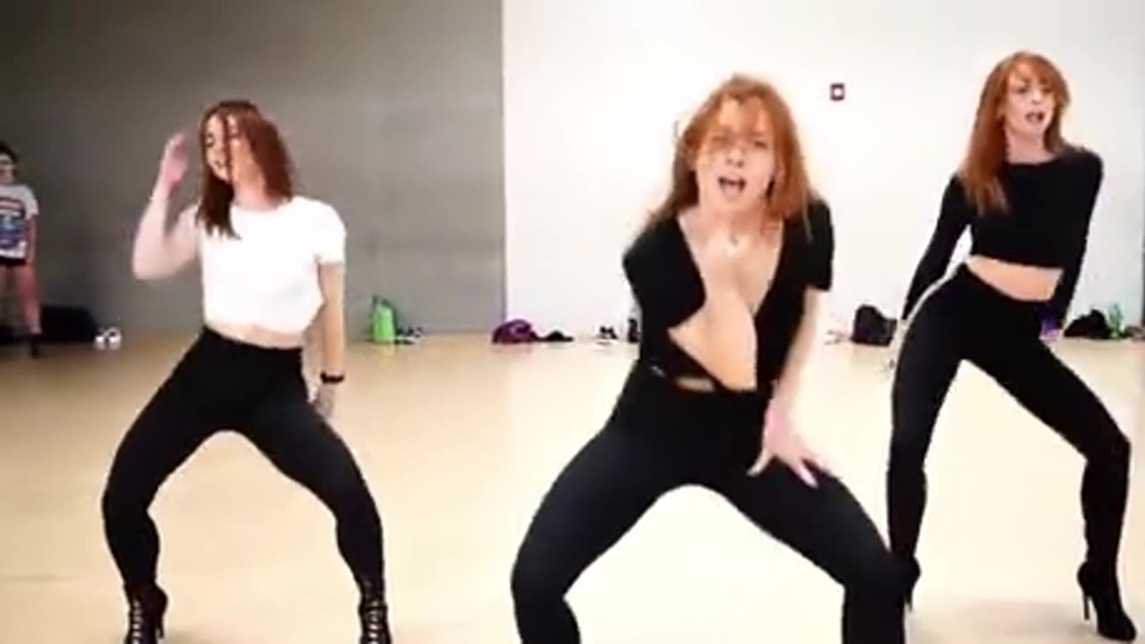 Scary sexy... hmmmm... ok