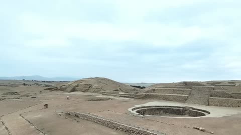 Peru's Ancient Coastal Pyramids are Rewriting World History 🖊️ Graham Hancock