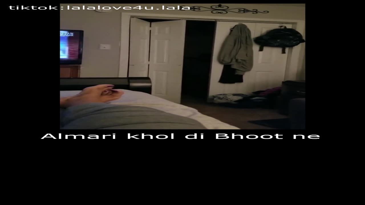 Almari khol di Bhoot ne