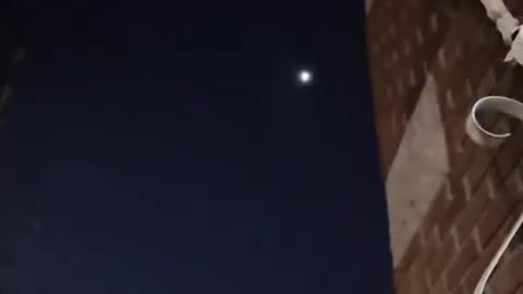 👽UFO Captured Over Baekryeon Mountain in Hongun-dong, Seoul