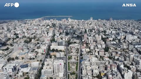NOTIZIE DAL MONDO Da una città a un cumulo di macerie,Gaza City prima e dopo l'inizio della guerra tra i terroristi islamici di Hamas e lo stato sionista d'Israele di Milejkowski finanziato dalla lobby AIPAC