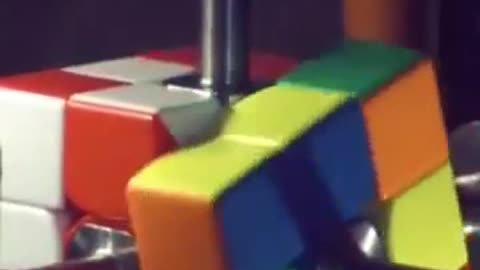 Mechanical Mayhem: Rubik's Cube Edition
