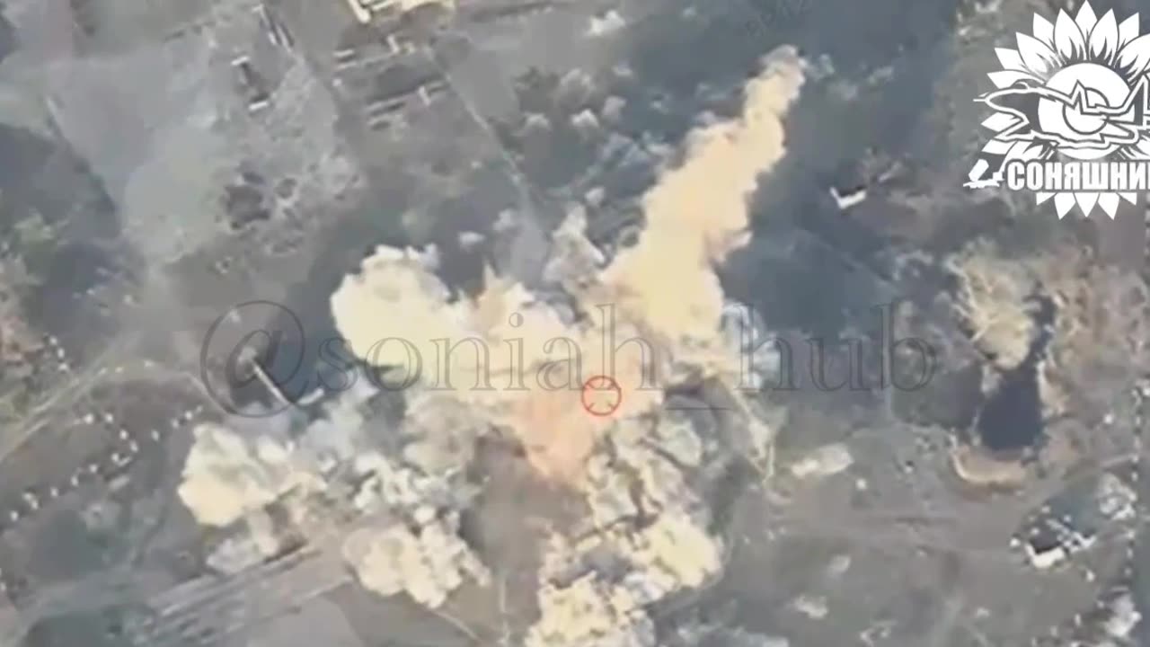 ✈️💣 MiG-29 struck Russian concrete command post in Oleshky, Kherson region, with GBU-62 bomb.