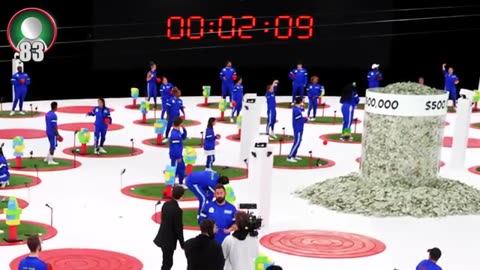 Last to leave their circle wins $500.000