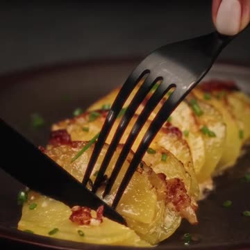 seared scallops salad, what are seared scallops,