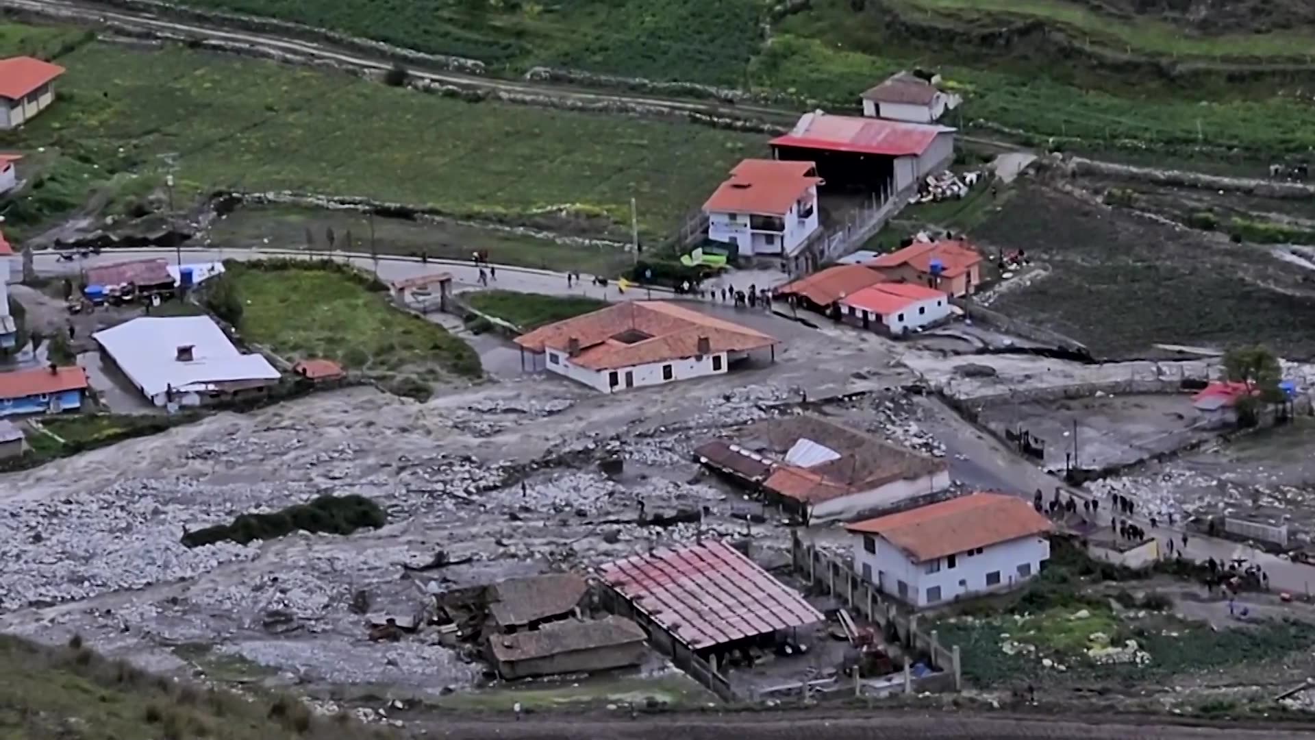 Swollen river washes away homes in Venezuela