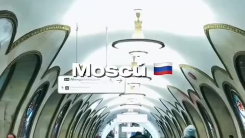 Realtà a confronto: la Russia dei cattivoni e l'occidente civilizzato.